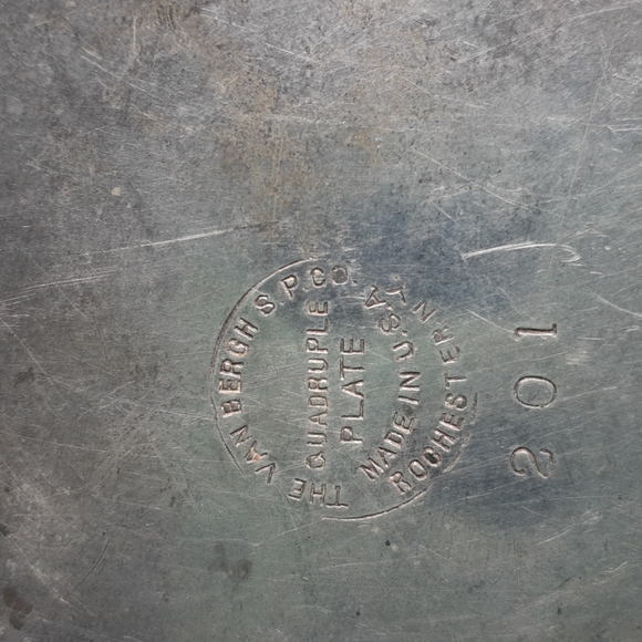 Victorian Silver-Plated Repousse Jewelry Cask/Box - Picture 10 of 10